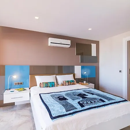 Sleeps 4 Villa